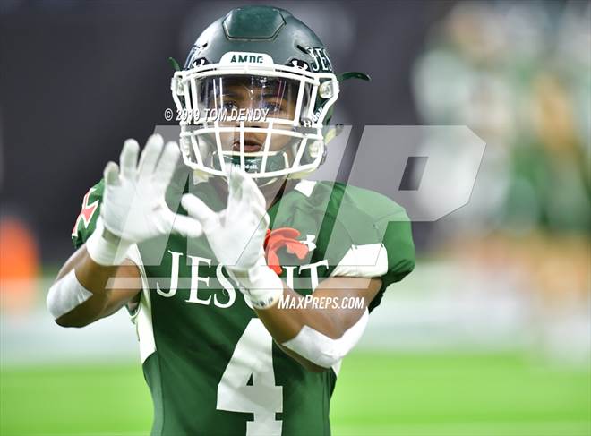 Photo 1 In The Strake Jesuit Vs Cypress Creek Uil 6a Regional