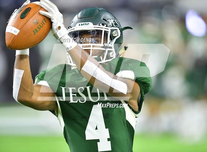 Photo 1 In The Strake Jesuit Vs Cypress Creek Uil 6a Regional