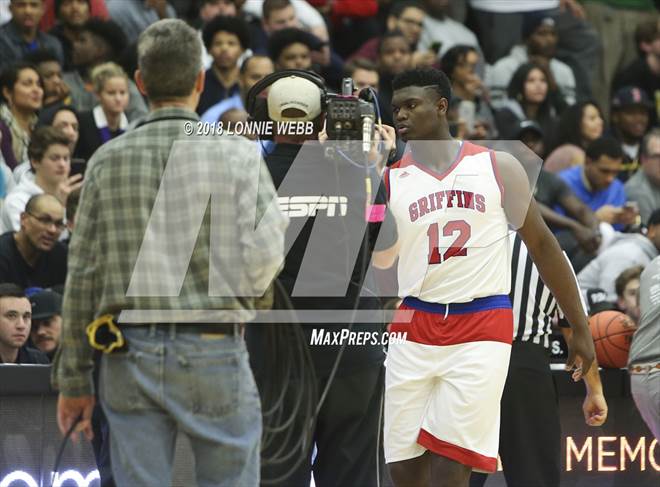 Photo 1 In Basketball Photo Gallery Chino Hills Vs Spartanburg Day Spalding Hoophall Classic Maxpreps