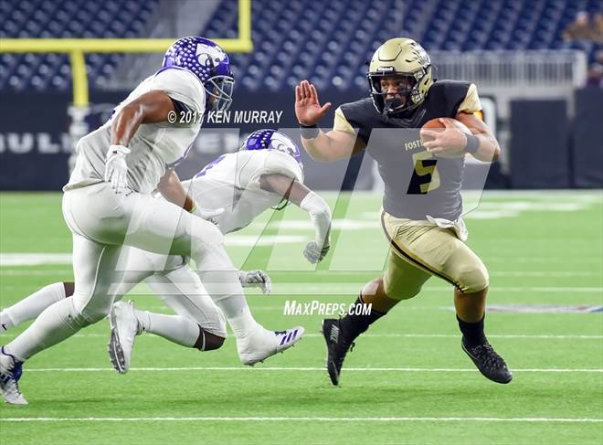 Photo 1 In The Foster Vs Angleton Uil 5a D1 Regional Playoff