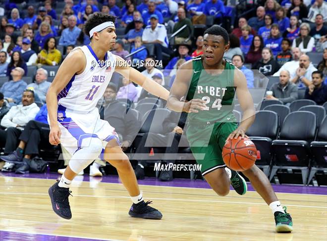 Photo 1 In The Immanuel Vs Ribet Academy Cif State D4 Final