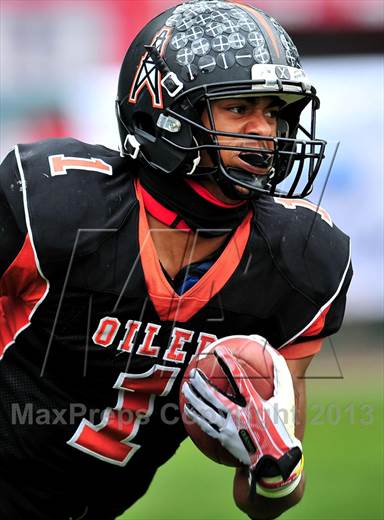 Photo 1 In The Huntington Beach Vs Newport Harbor Cif Ss