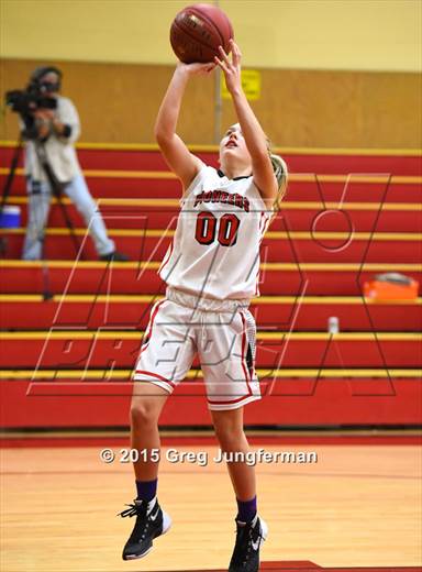 Photo 1 In The Santa Rosa Vs Oregon City Cardinal Newman Classic