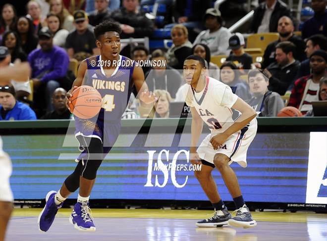 Photo 1 In The Opelousas Catholic Lafayette Christian Academy Lhsaa 1a Division Iv Semifinal Photo Gallery 28 Photos Maxpreps