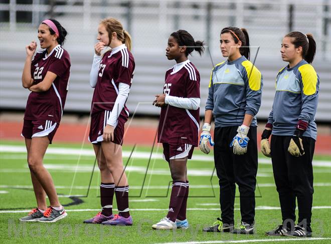 Photo 1 In The Rowlett Vs Plano West Uil Class 5a Region 2 Area Playoff Photo Gallery 99 Photos Maxpreps