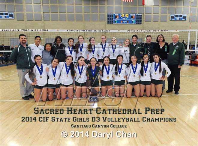 Photo 1 In The Saddleback Valley Christian Vs Sacred Heart Cathedral Cif State D3 Finals Photo Gallery 301 Photos Maxpreps