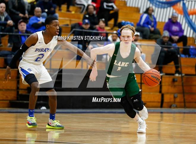 Photo 1 In The Lane Tech Vs Proviso East Ihsa 4a Regional Semifinal Photo Gallery 59 Photos Maxpreps