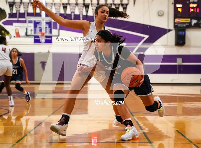 Photo 1 In The Sierra Canyon Vs Cardinal Newman West Coast