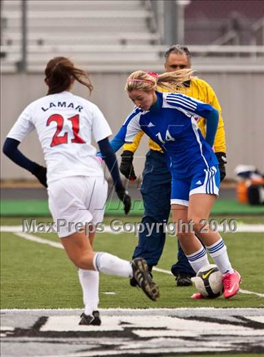 Photo 1 In The Dickinson Vs Lamar Consolidated Pearland Isd