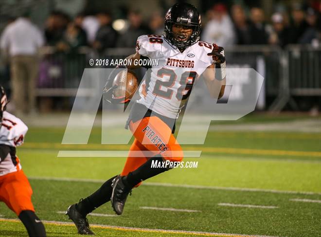 Photo 14 In Football Photo Gallery Pittsburg De La Salle Cif