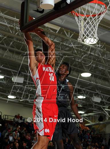 Photo 1 In The Moreau Catholic Vs Mater Dei Maxpreps Holiday