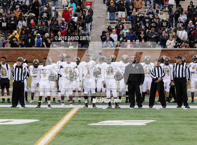 Photo 1 In The Hayti Vs Lincoln Mshsaa Class 1 Show Me Bowl