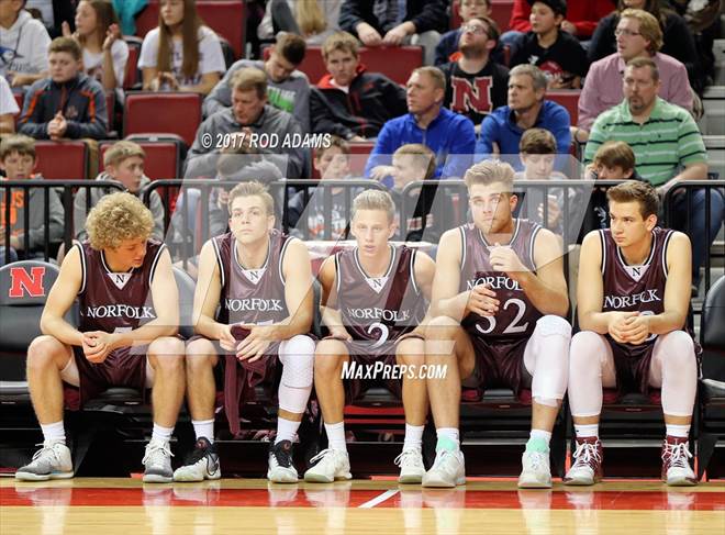 Photo 1 In The Norfolk Vs Papillion Lavista Nsaa Class A Final