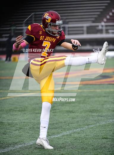 Photo 1 In The Daniel Hand Vs St Joseph Ciac Class L Final