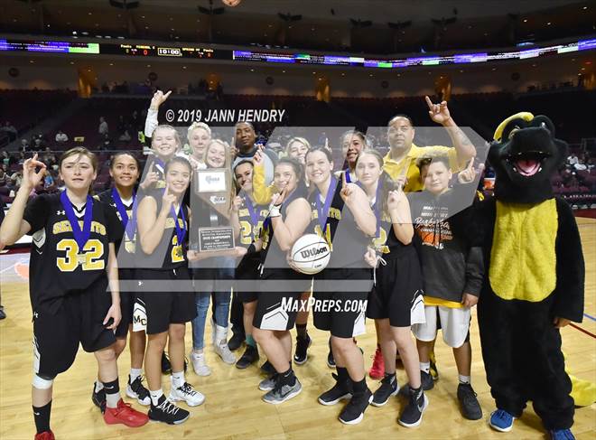 Photo 1 In The Eureka Vs Mineral County Niaa 1a Final Photo
