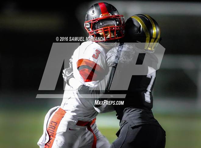 Photo 169 In Football Photo Gallery Village Christian Vs Heritage Christian Maxpreps