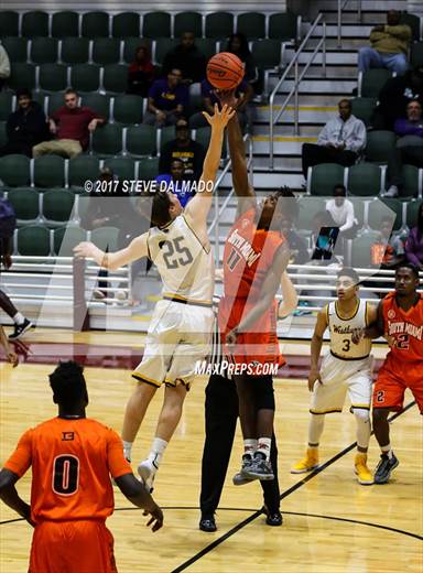 Photo 1 In The Westbury Christian Vs South Miami Allstate Sugar