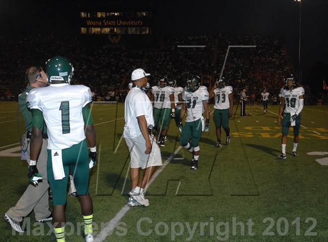 Photo 1 In The Cass Tech Vs Brother Rice Prep Kickoff Classic