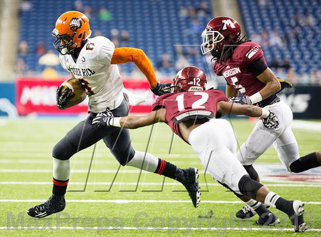 Photo 1 In The Brother Rice Vs Muskegon Mhsaa Division 2 Final