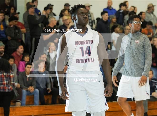 Photo 1 In Basketball Photo Gallery San Joaquin Memorial Vs