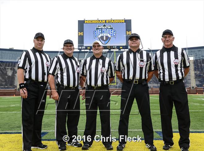 Photo 1 In The Harrison Vs East Kentwood Battle At The Big House
