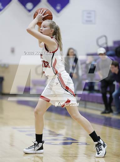 Photo 1 In The Mcclain Vs Logan Elm Ohsaa D2 Sectional Playoff